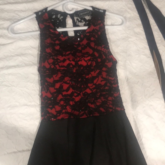 Top - Picture 2 of 4